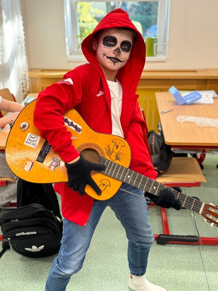 Crazy day - Den superhrdinů