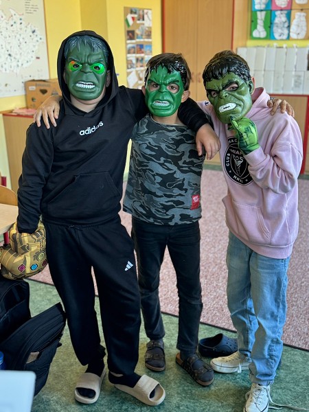 Crazy day - Den superhrdinů