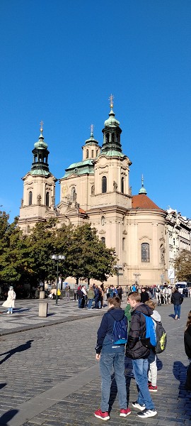 Edukační týmová hra „Praha hravě“