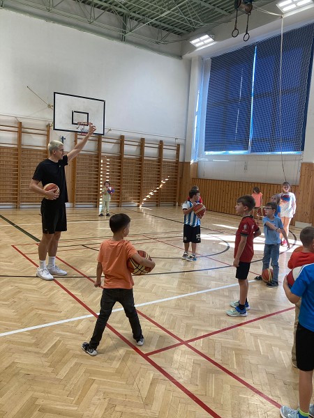 Týden basketbalu na ZŠ